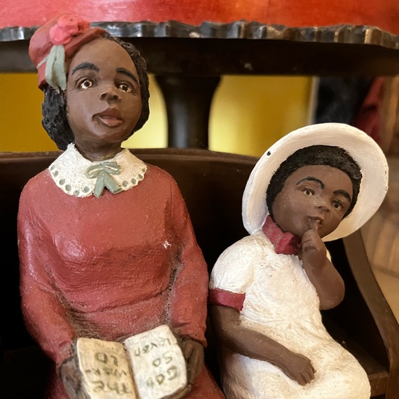 Vintage Collectible, SARAH’S ATTIC LIMITED EDITION - Picture 4 of 7